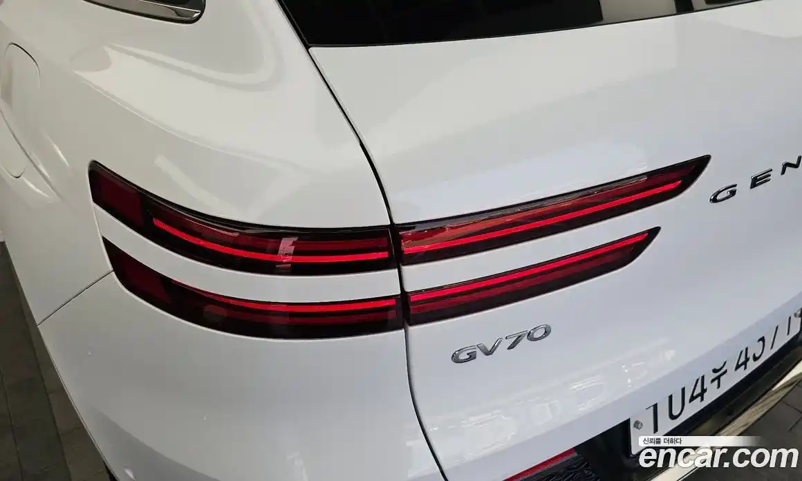 Genesis GV70 2021 2.2 гидро в Москве № 2051750, фото 9