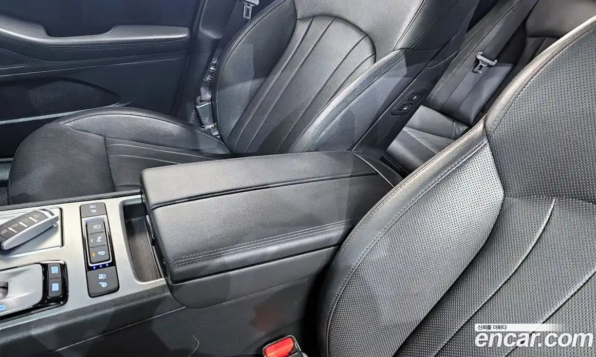 Genesis G80 2018 3.3 гидро в Москве № 2051770, фото 30