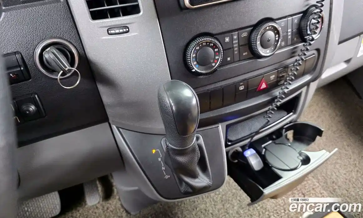 Mercedes-Benz Sprinter 2012 3.0 гидро в Москве № 2051795, фото 9