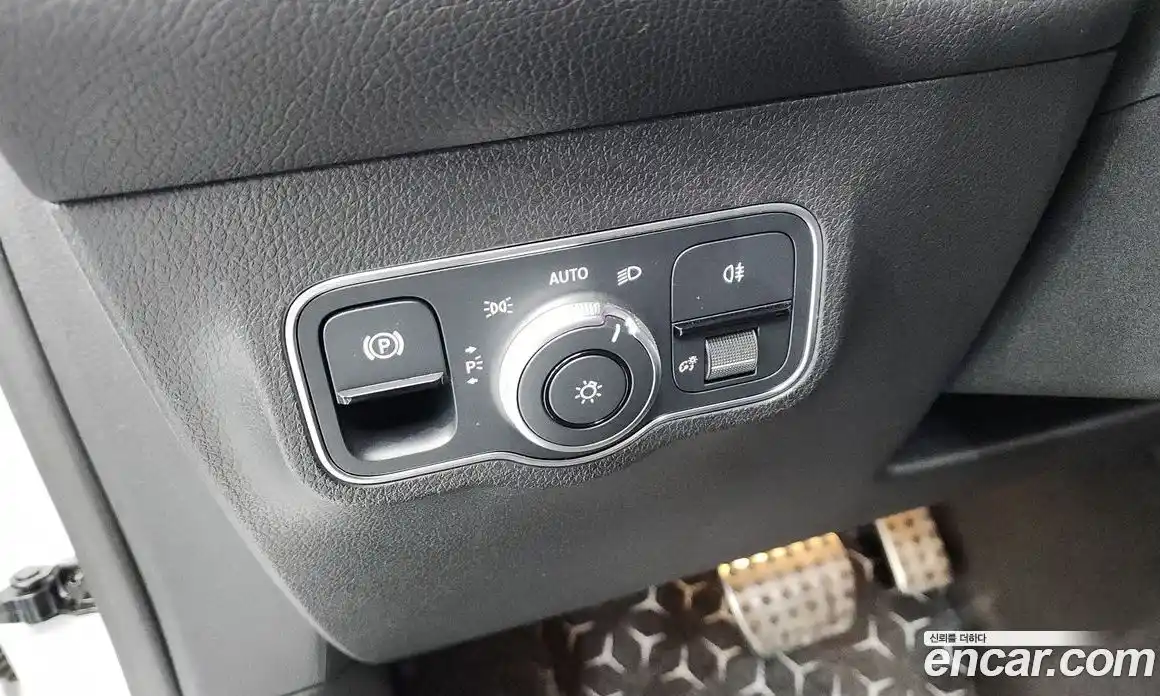 Mercedes-Benz GLB-Class 2023 2.0 гидро в Москве № 2052385, фото 29