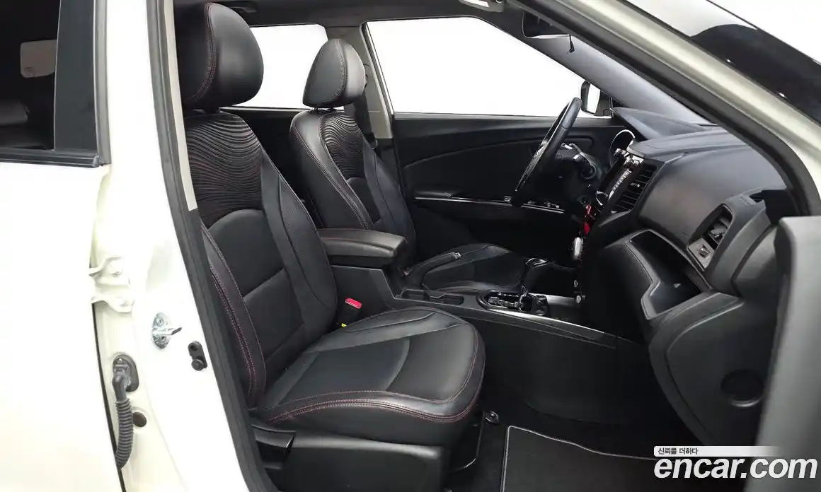 SsangYong TIBOLI 2017 1.6 гидро в Москве № 2052544, фото 17
