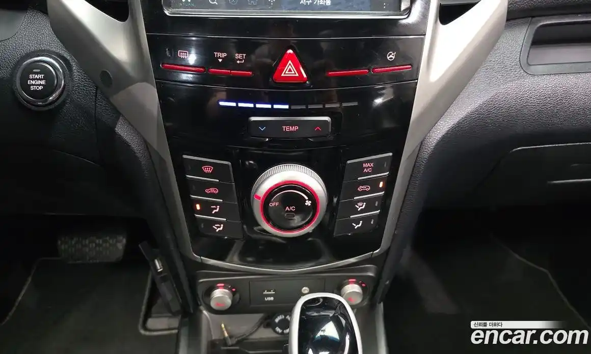 SsangYong TIBOLI 2015 1.6 гидро в Москве № 2052611, фото 17