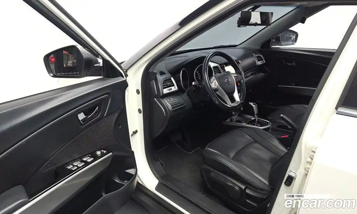 SsangYong TIBOLI 2015 1.6 гидро в Москве № 2052611, фото 10