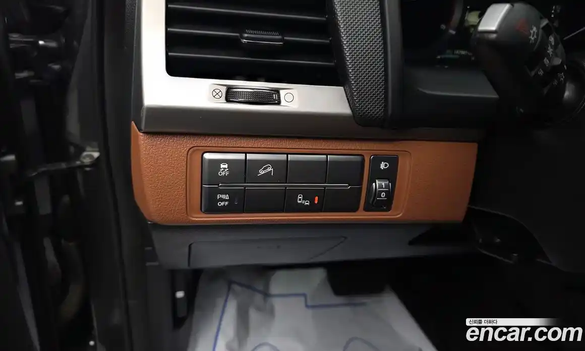SsangYong Rexton 2018 2.2 гидро в Москве № 2052636, фото 25