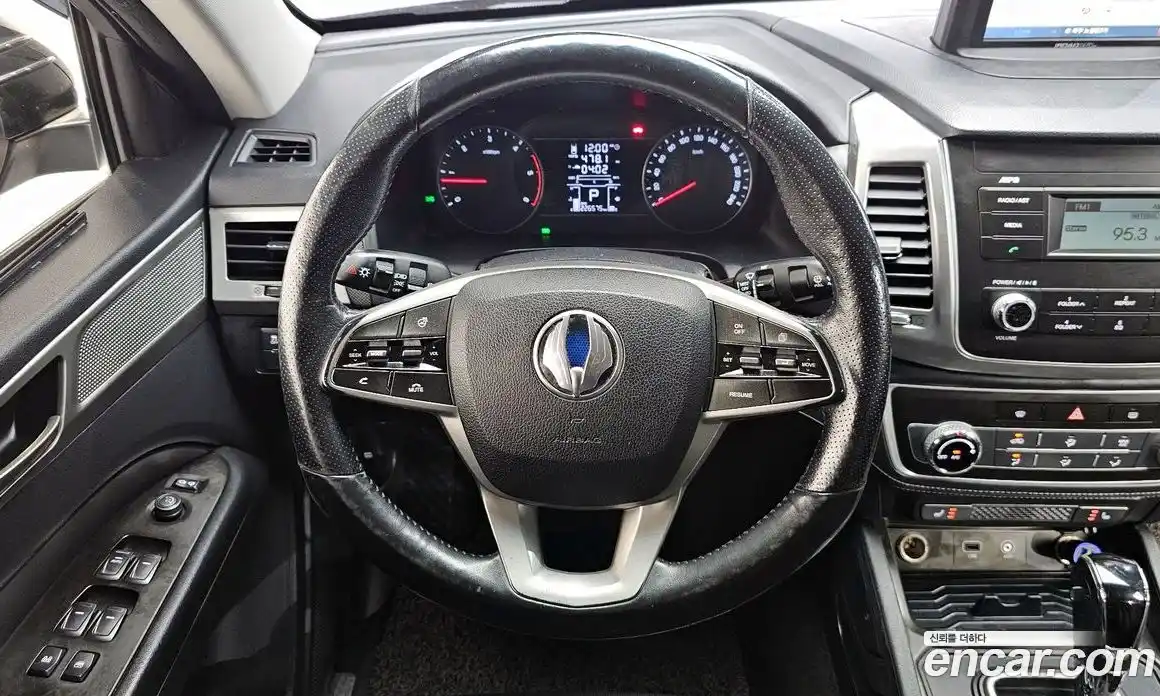 SsangYong Rexton 2018 2.2 гидро в Москве № 2052776, фото 14