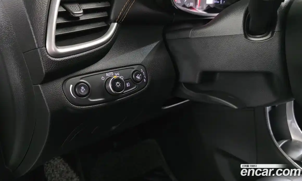 Chevrolet Trax 2019 1.4 гидро в Москве № 2052925, фото 20