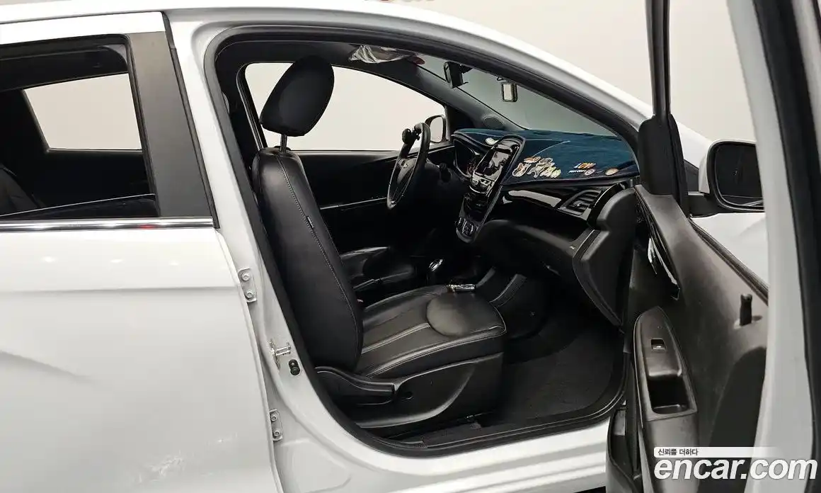 Chevrolet Spark 2019 1.0 гидро в Москве № 2053078, фото 16
