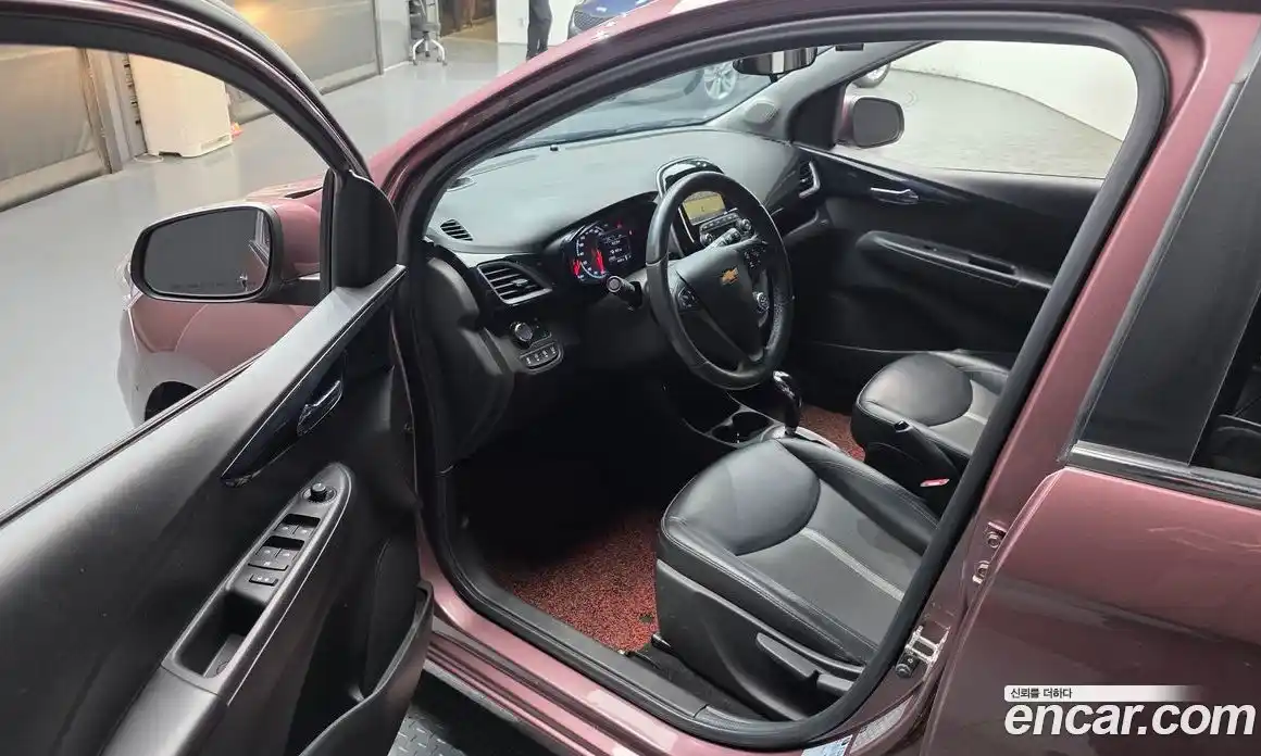Chevrolet Spark 2018 1.0 гидро в Москве № 2053366, фото 13
