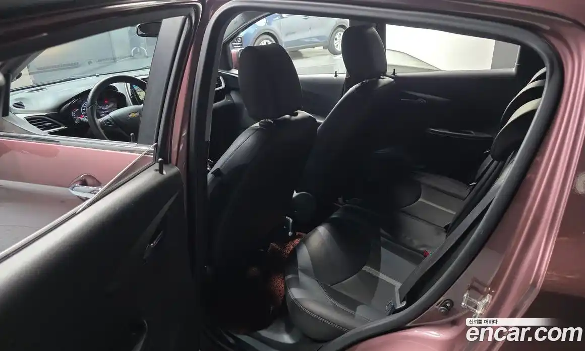 Chevrolet Spark 2018 1.0 гидро в Москве № 2053366, фото 17