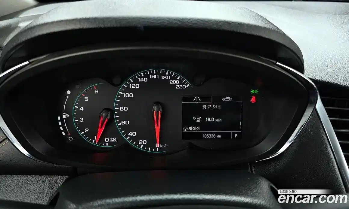 Chevrolet Trax 2017 1.6 гидро в Москве № 2053400, фото 11