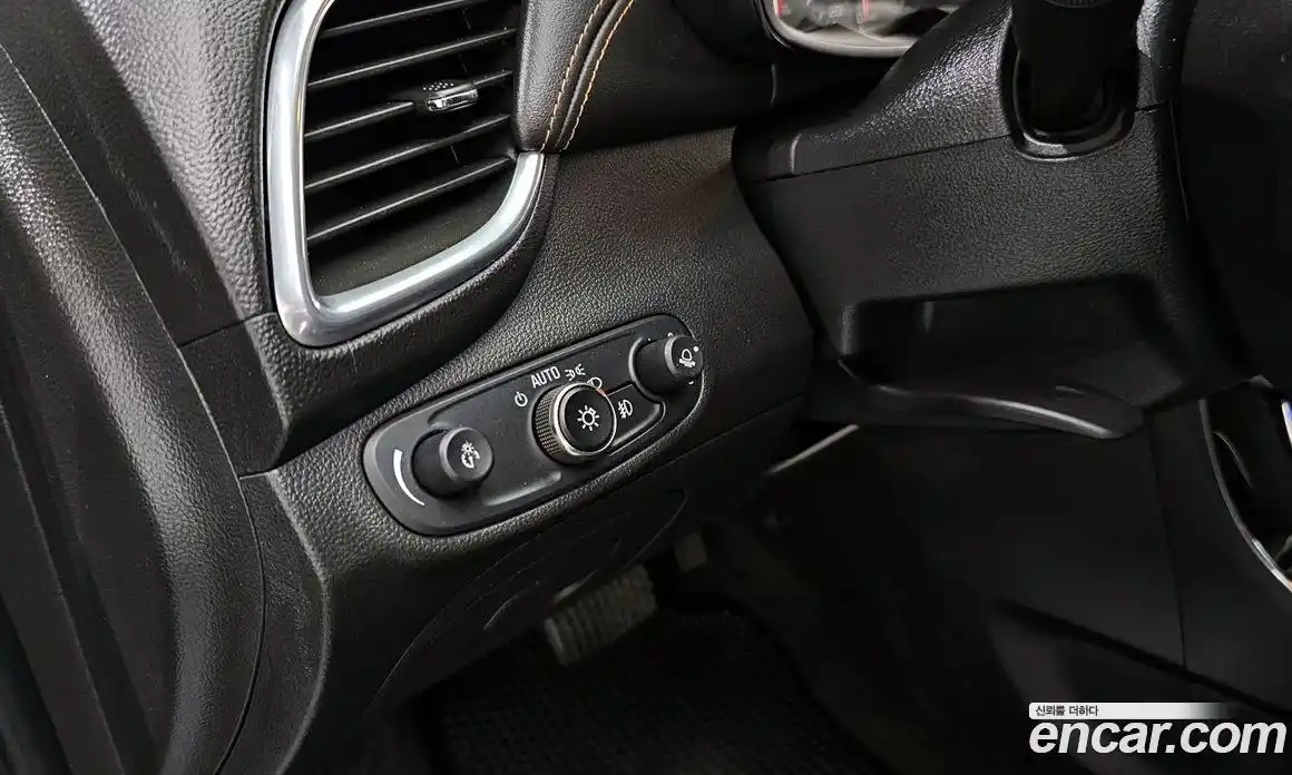 Chevrolet Trax 2017 1.6 гидро в Москве № 2053400, фото 24