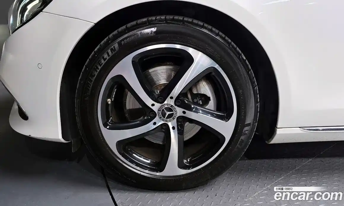 Mercedes-Benz E-Class 2019 2.0 гидро в Москве № 2053417, фото 4