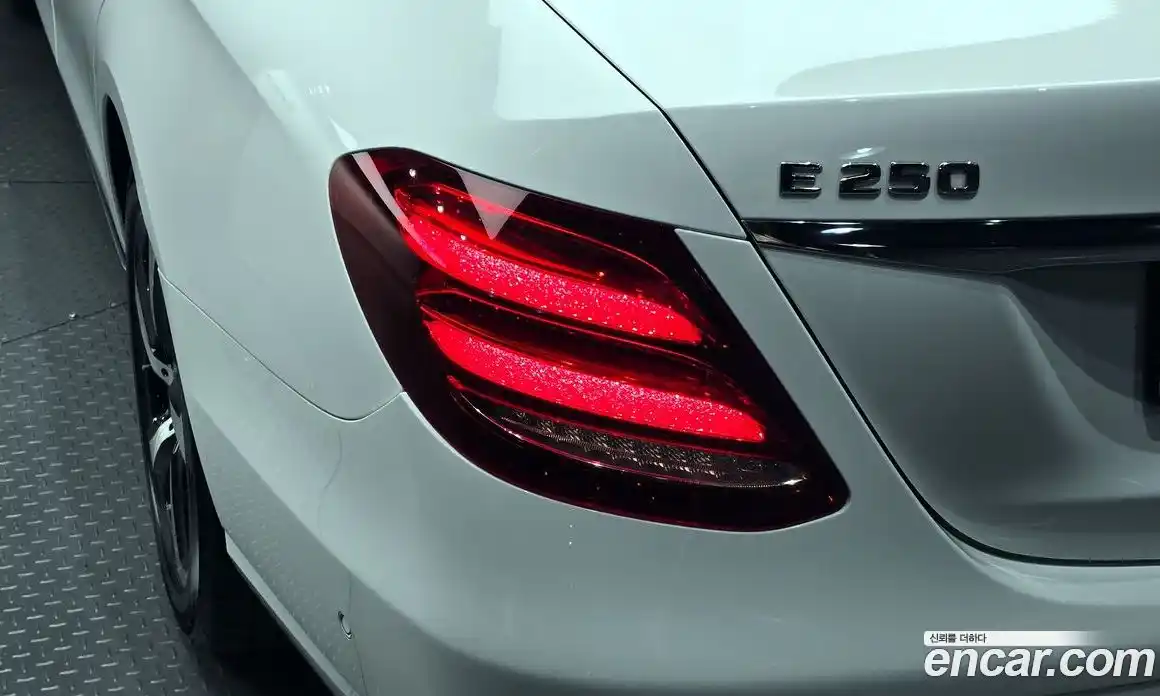Mercedes-Benz E-Class 2019 2.0 гидро в Москве № 2053417, фото 8