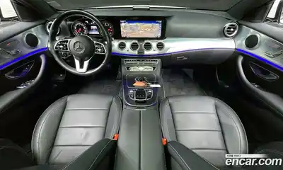 Mercedes-Benz E-Class 2019 2.0 гидро в Москве № 2053417, миниатюра 9