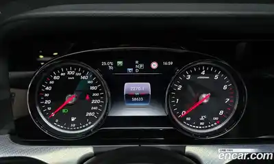 Mercedes-Benz E-Class 2019 2.0 гидро в Москве № 2053417, миниатюра 10
