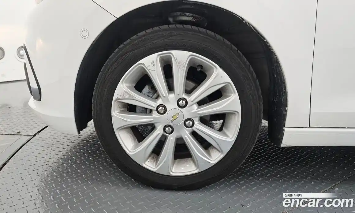 Chevrolet Spark 2016 1.0 гидро в Москве, фото 5