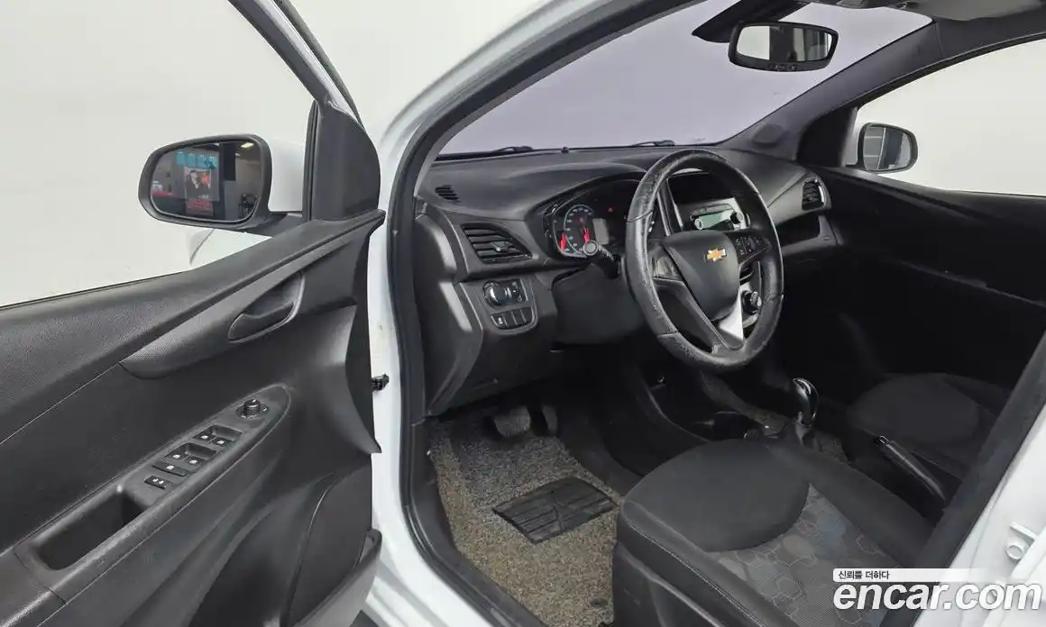 Chevrolet Spark 2016 1.0 гидро в Москве, фото 13