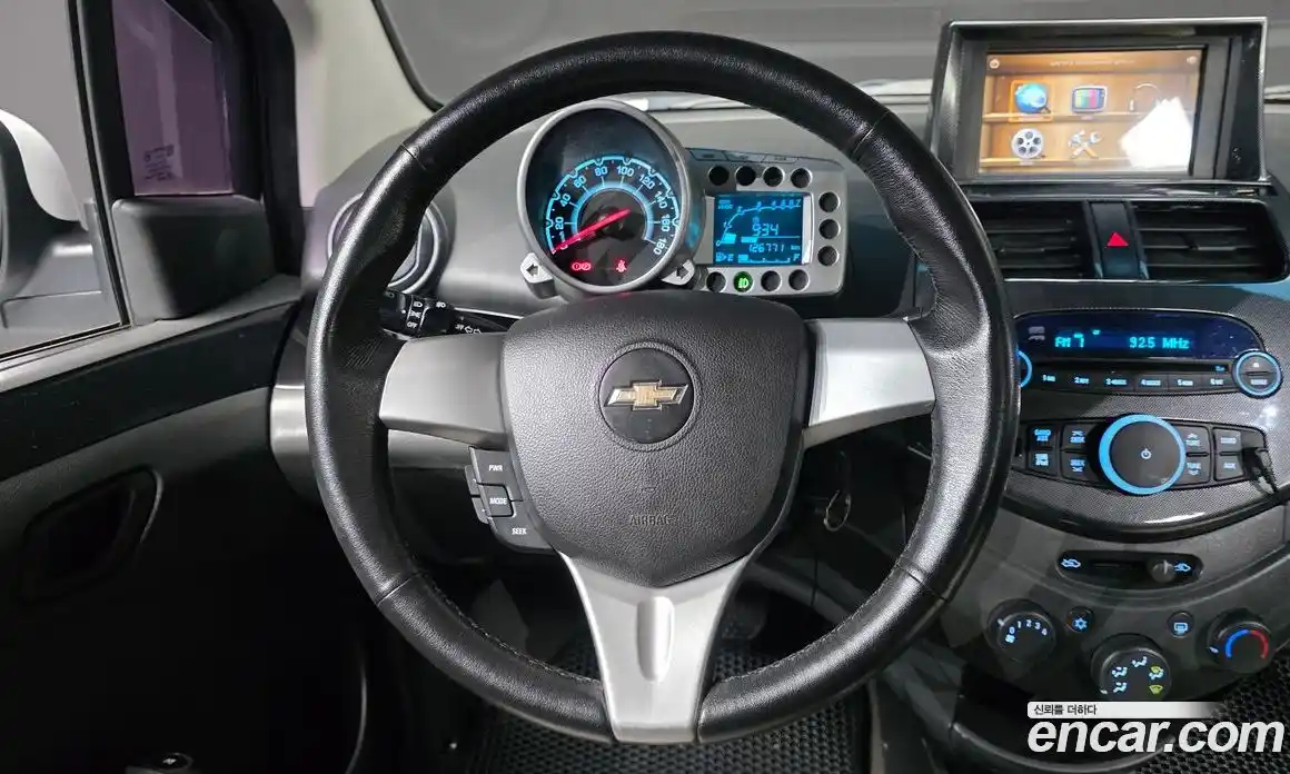Chevrolet Spark 2012 1.0 гидро в Москве № 2053530, фото 15