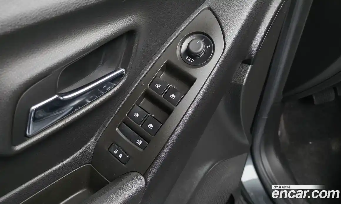 Chevrolet Trax 2017 1.4 гидро в Москве № 2053547, фото 35