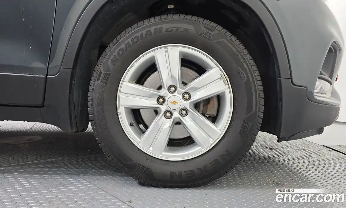 Chevrolet Trax 2017 1.4 гидро в Москве № 2053547, фото 7