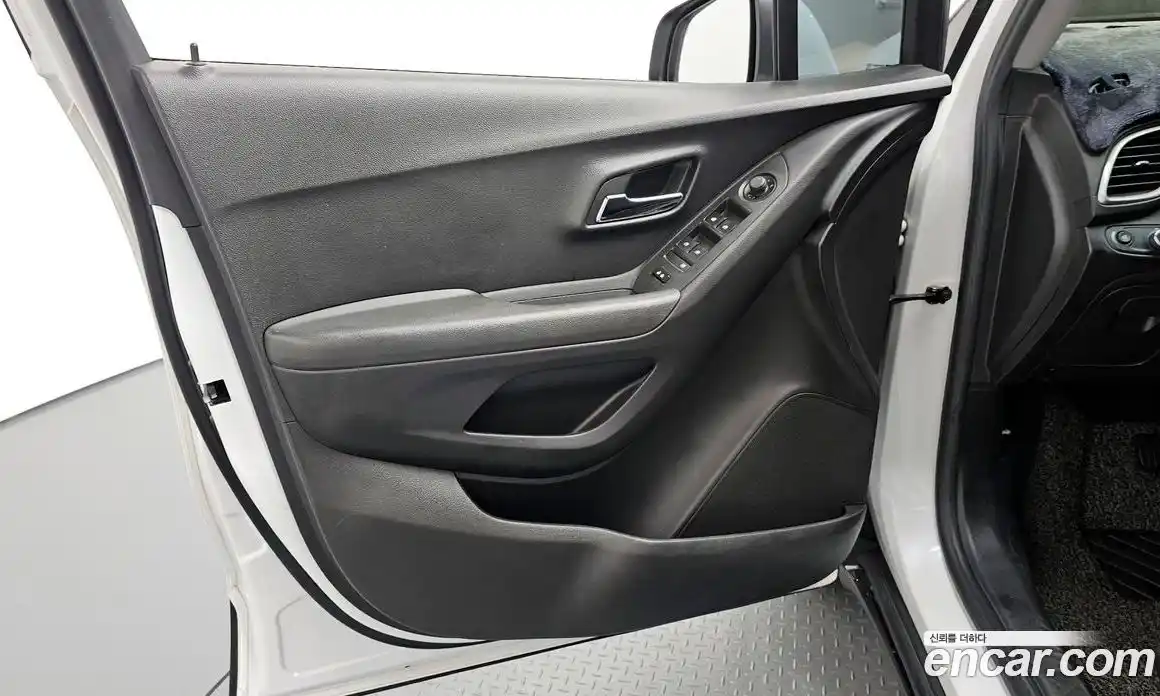 Chevrolet Trax 2016 1.6 гидро в Москве № 2053653, фото 14