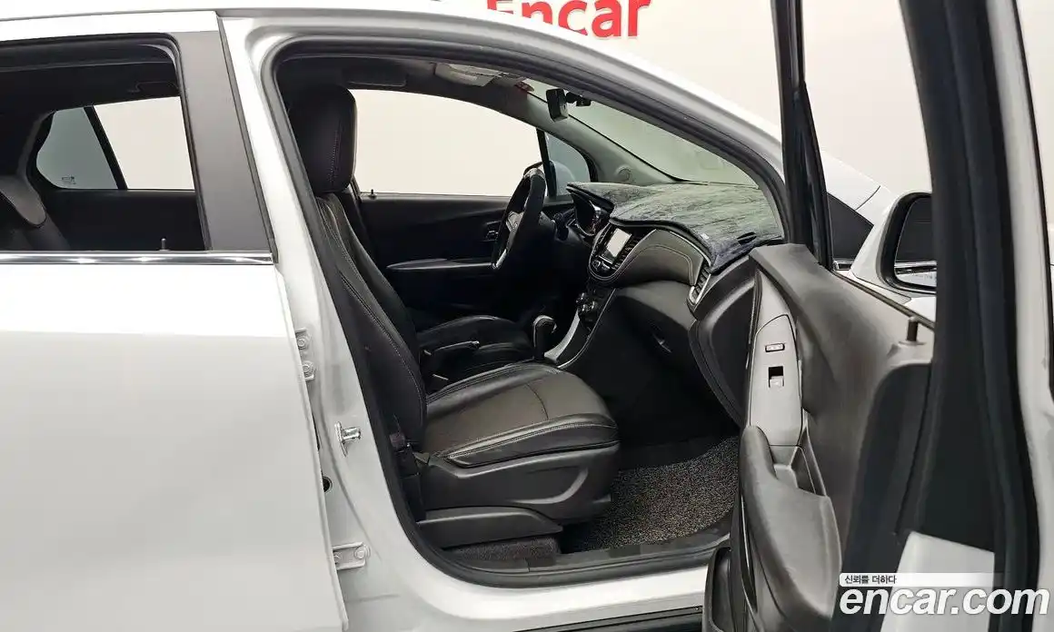 Chevrolet Trax 2016 1.6 гидро в Москве № 2053653, фото 16