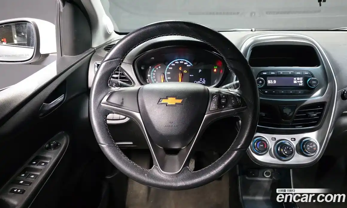 Chevrolet Spark 2015 1.0 гидро в Москве № 2053684, фото 13