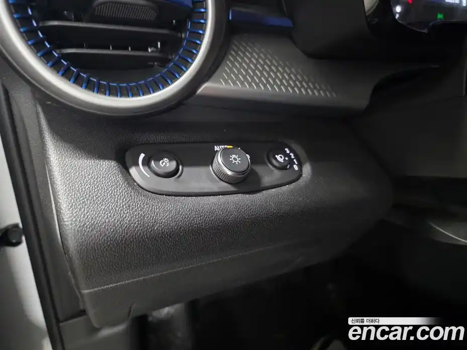 Chevrolet Trax 2024 1.2 гидро в Москве № 2053698, фото 15