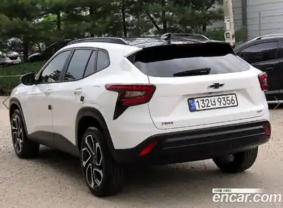 Chevrolet Trax 2023 1.2 гидро в Москве № 2053700, миниатюра 3