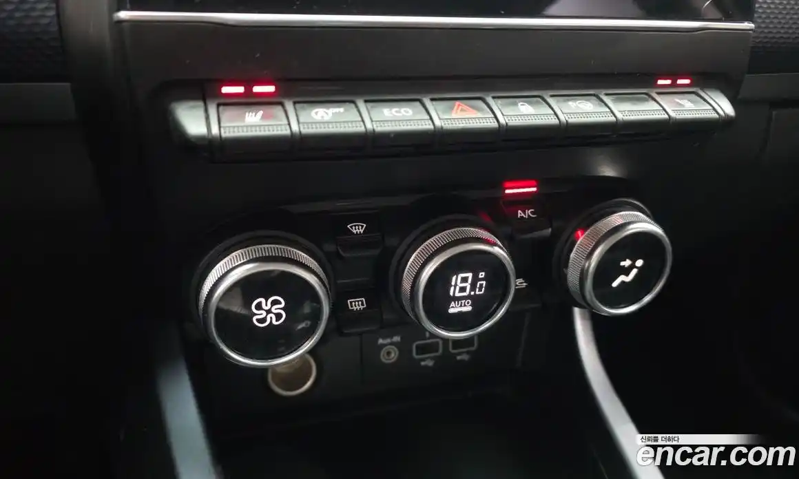 Renault XM3 2020 1.6 гидро в Москве № 2053924, фото 17