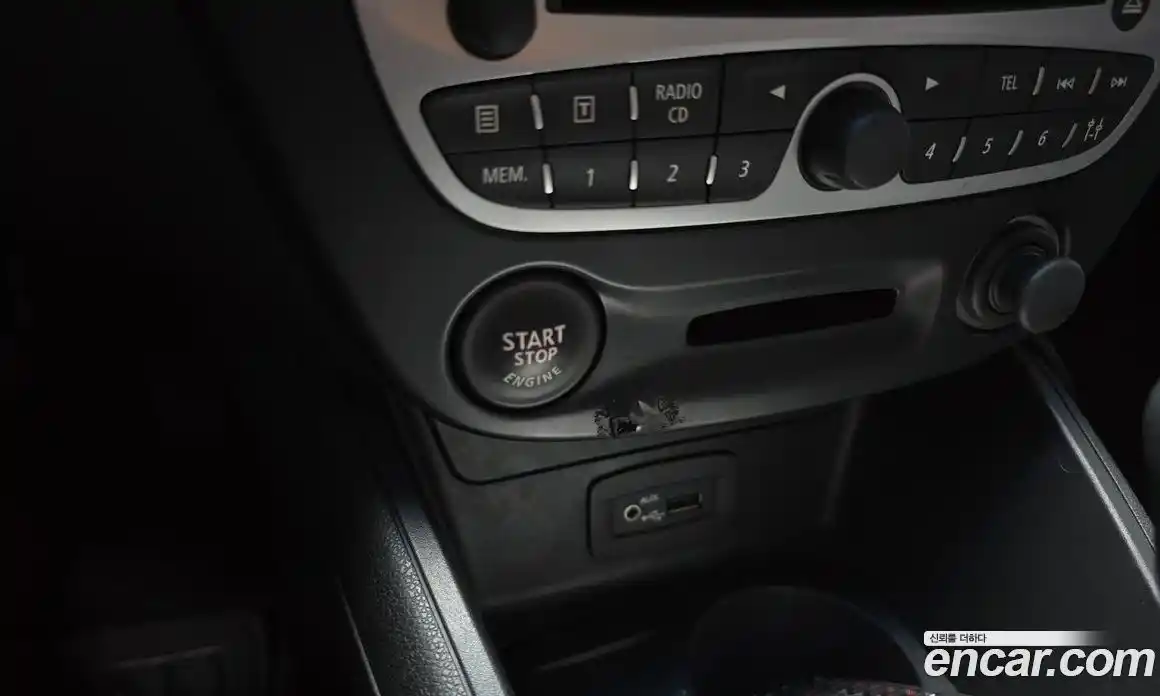 Renault SM3 2010 1.6 гидро в Москве № 2054048, фото 16