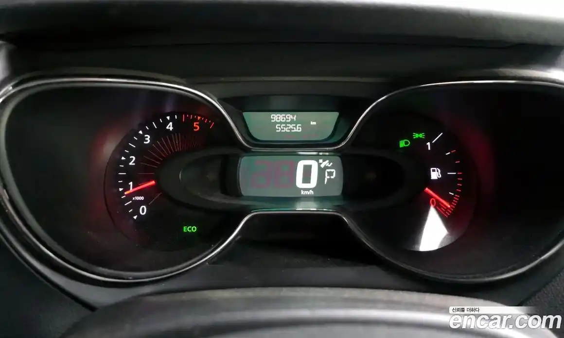 Renault QM3 2017 1.5 гидро в Москве № 2054120, фото 11