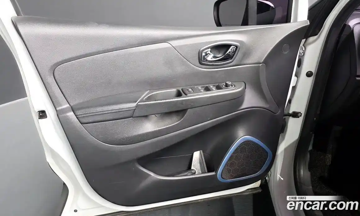 Renault QM3 2017 1.5 гидро в Москве № 2054120, фото 14
