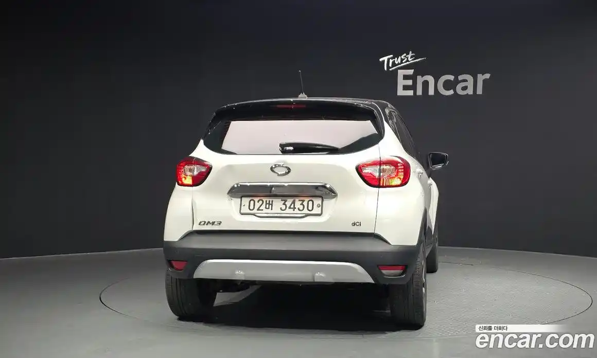 Renault QM3 2017 1.5 гидро в Москве № 2054120, фото 4