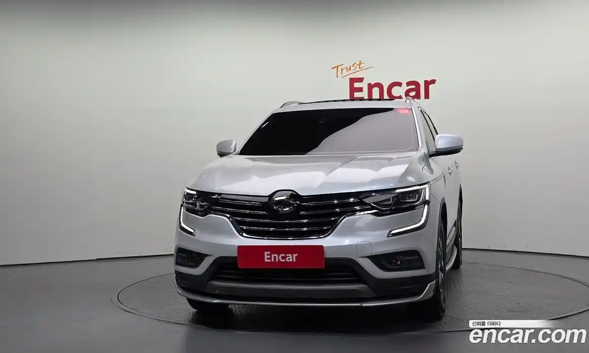 Renault QM6 2017 2.0 гидро в Москве № 2054150, фото 3
