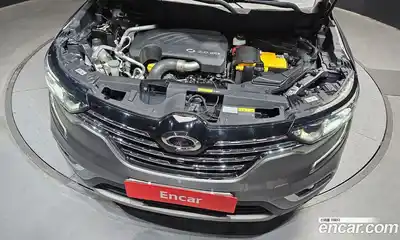 Renault QM6 2018 2.0 гидро в Москве № 2054173, миниатюра 6