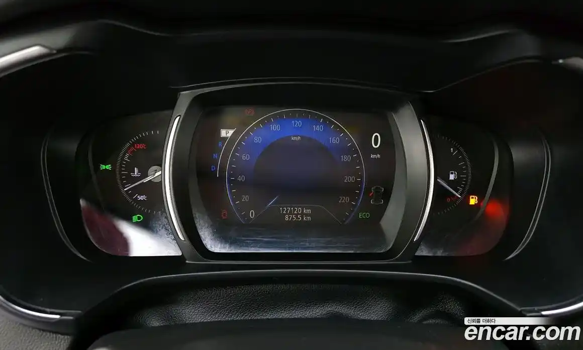 Renault QM6 2017 2.0 гидро в Москве № 2054244, фото 11
