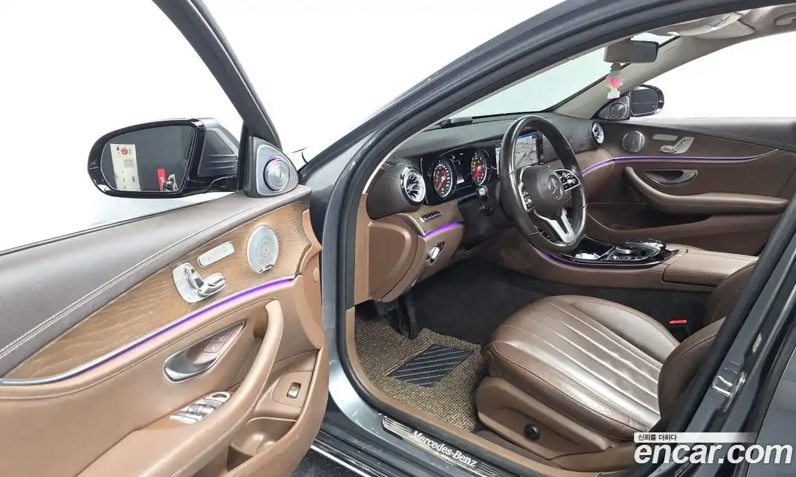 Mercedes-Benz E-Class 2019 1.9 гидро в Москве № 2054541, фото 13