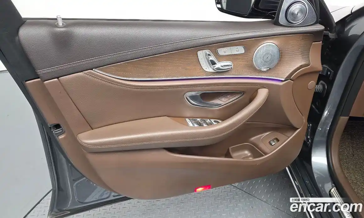 Mercedes-Benz E-Class 2019 1.9 гидро в Москве № 2054541, фото 14