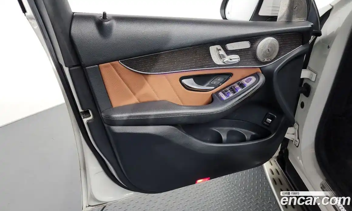 Mercedes-Benz GLC-Class 2020 2.0 гидро в Москве № 2054599, фото 14