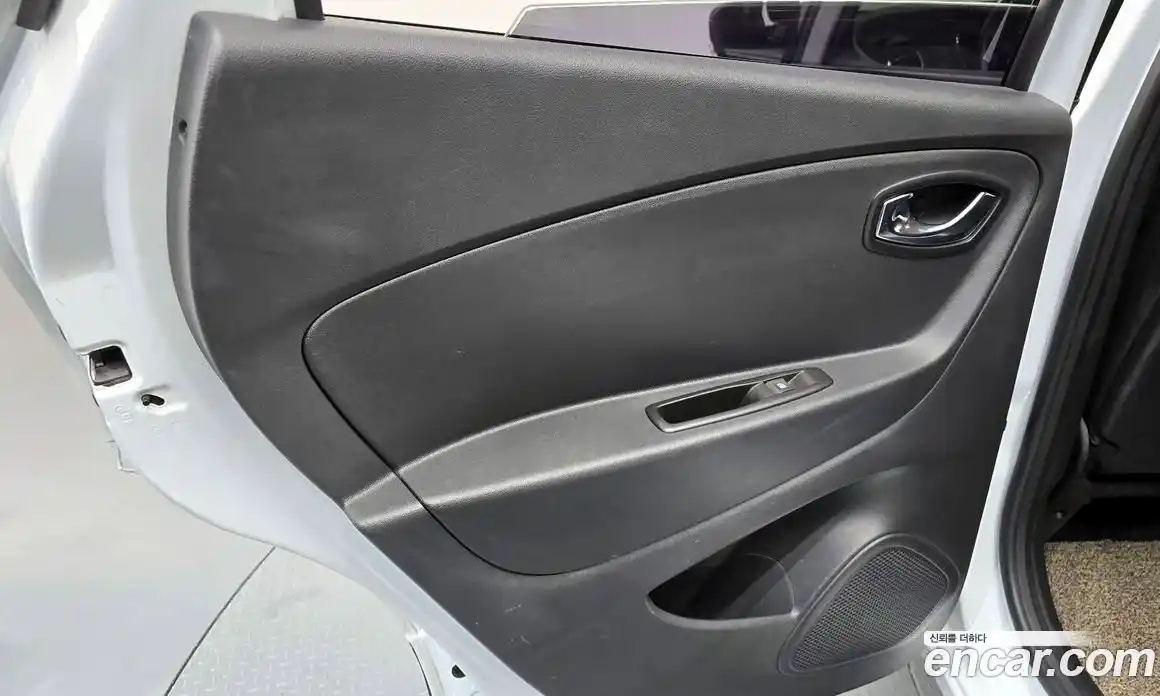 Renault QM3 2017 1.5 гидро в Москве № 2054964, фото 15