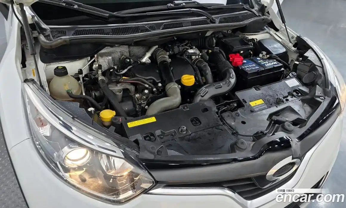 Renault QM3 2017 1.5 гидро в Москве № 2054964, фото 6
