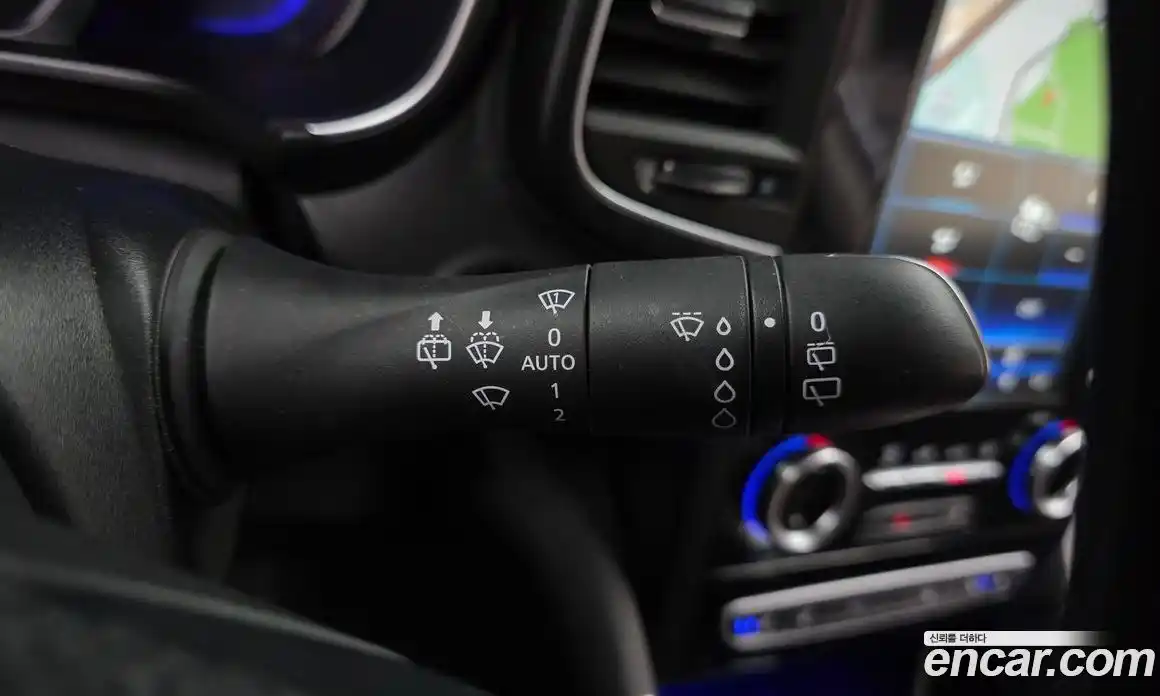Renault QM6 2018 2.0 гидро в Москве № 2055153, фото 27