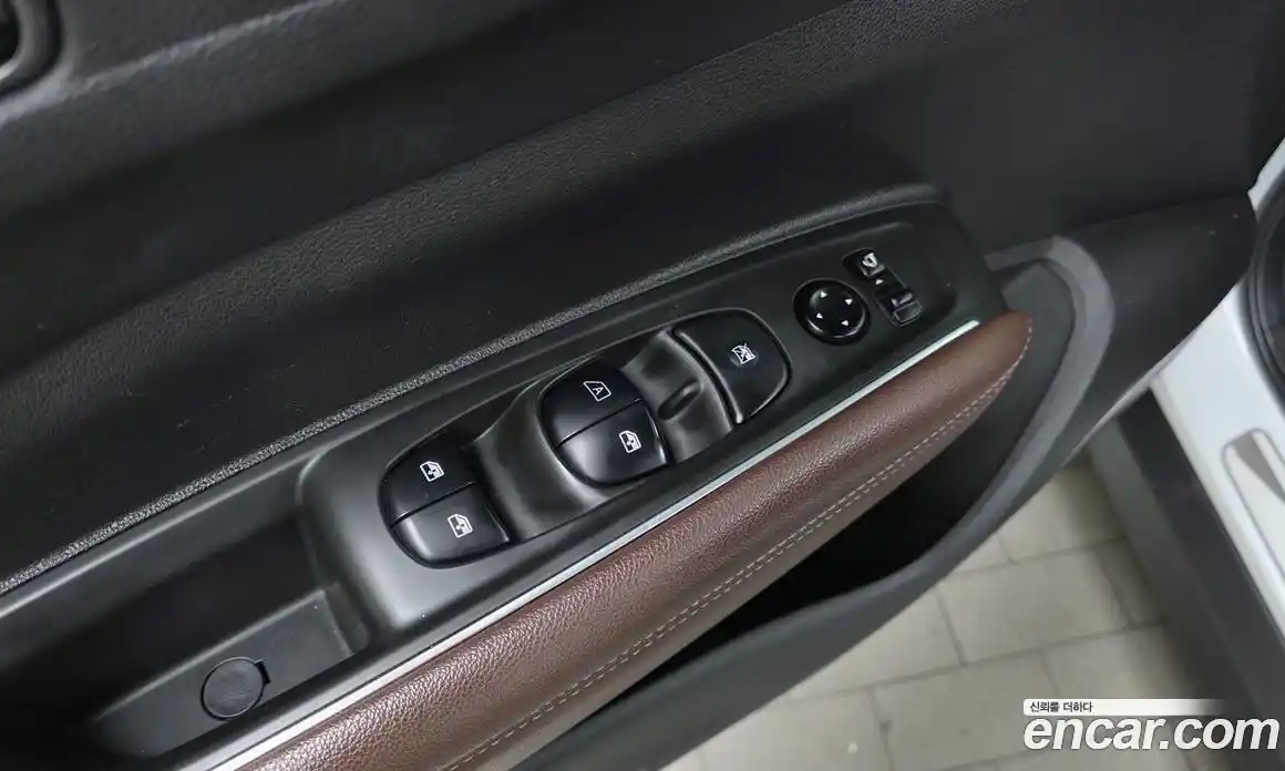 Renault QM6 2018 2.0 гидро в Москве № 2055153, фото 28