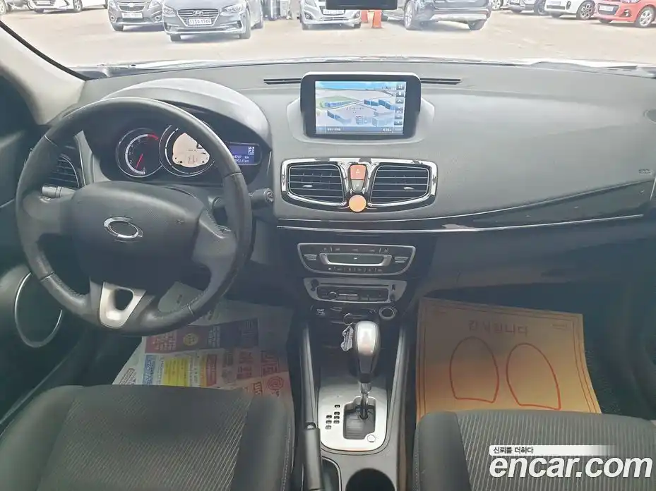 Renault SM3 2016 1.6 гидро в Москве № 2056177, фото 7
