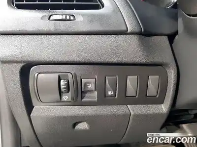 Renault SM3 2014 1.6 гидро в Москве № 2056189, миниатюра 11
