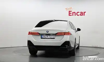 BMW 5-Series 2025 2.0 гидро в Москве № 2056278, миниатюра 4