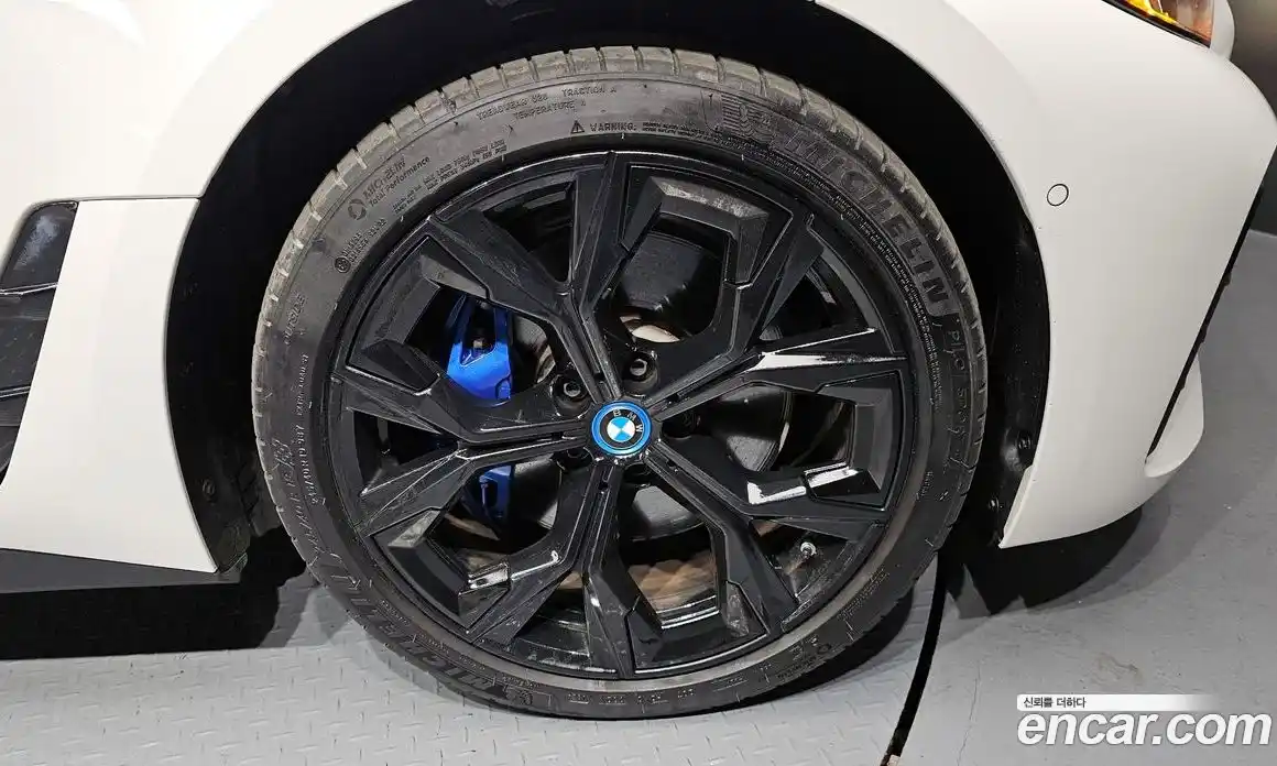 BMW i4 2024 0.2 гидро в Москве № 2056435, фото 7