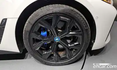 BMW i4 2024 0.2 гидро в Москве № 2056435, миниатюра 7