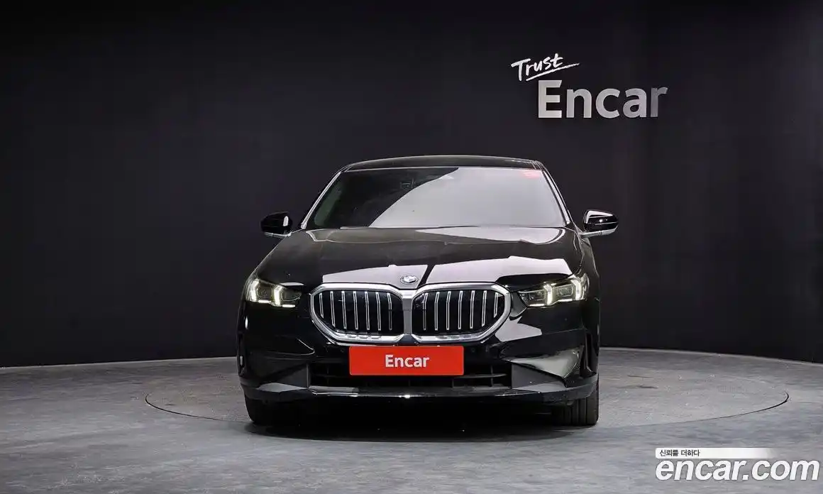 BMW 5-Series 2024 2.0 гидро в Москве № 2056547, фото 3